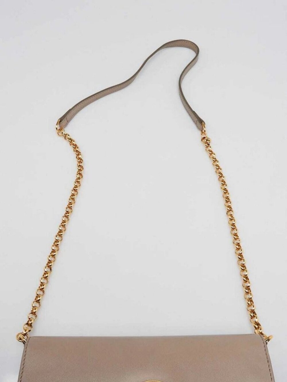 Chloe Motty Grey Calfskin Leather and Suede C Chain Clutch Bag - Picture 3 of 11